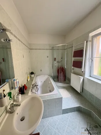 Prodej rodinného domu, Bystřice pod Hostýnem, Tř. Legií, 180 m2
