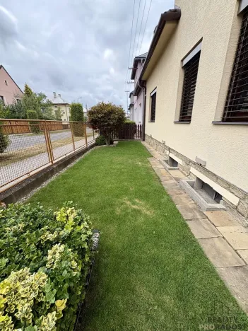 Prodej rodinného domu, Bystřice pod Hostýnem, Tř. Legií, 180 m2