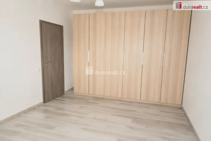 Pronájem rodinného domu, Sibřina, Fazolová, 152 m2