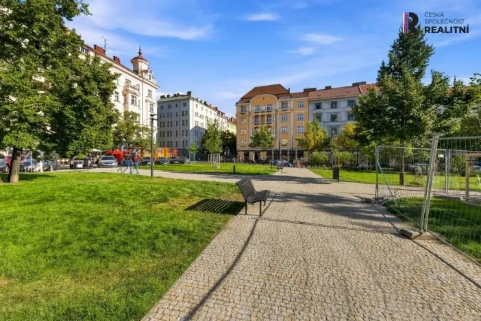 Prodej bytu 2+1, Praha - Vinohrady, Řipská, 87 m2