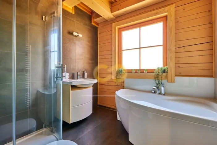 Prodej rodinného domu, Nové Hrady, Vilová čtvrť, 216 m2