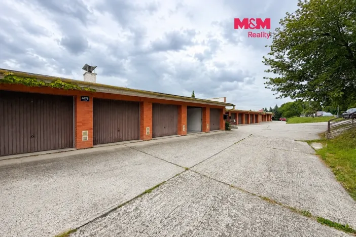 Pronájem garáže, Zlín, Nad Vývozem, 14 m2