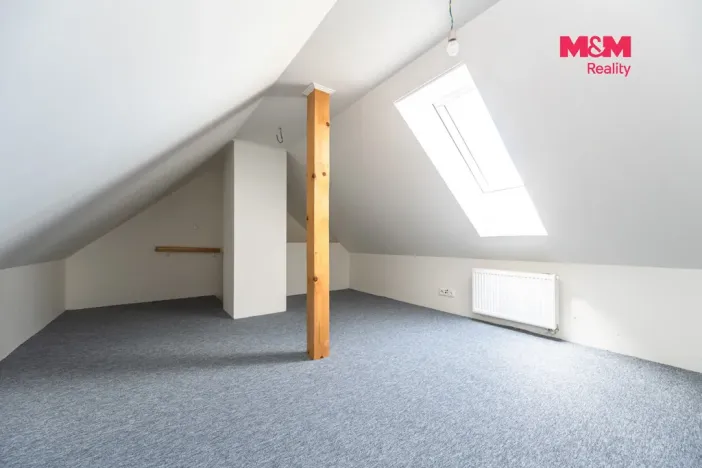 Prodej bytu 3+kk, Břežany II, 85 m2
