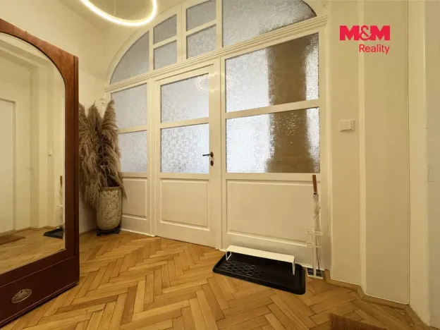 Pronájem bytu 2+1, Karlovy Vary, Tržiště, 51 m2
