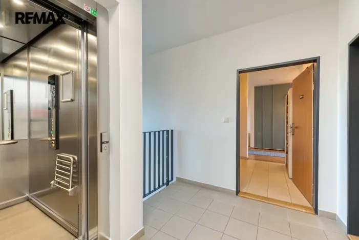 Prodej bytu 3+kk, Praha - Modřany, Zlochova, 89 m2