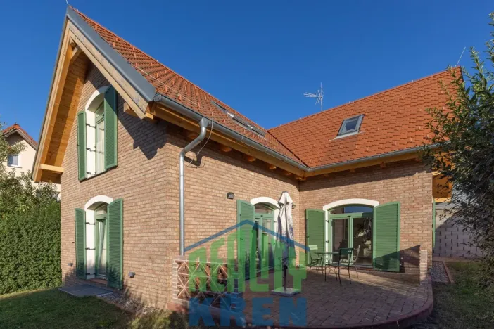 Prodej rodinného domu, Praha - Suchdol, Nad dolíky, 212 m2