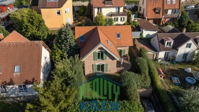 Prodej rodinného domu, Praha - Suchdol, Nad dolíky, 212 m2