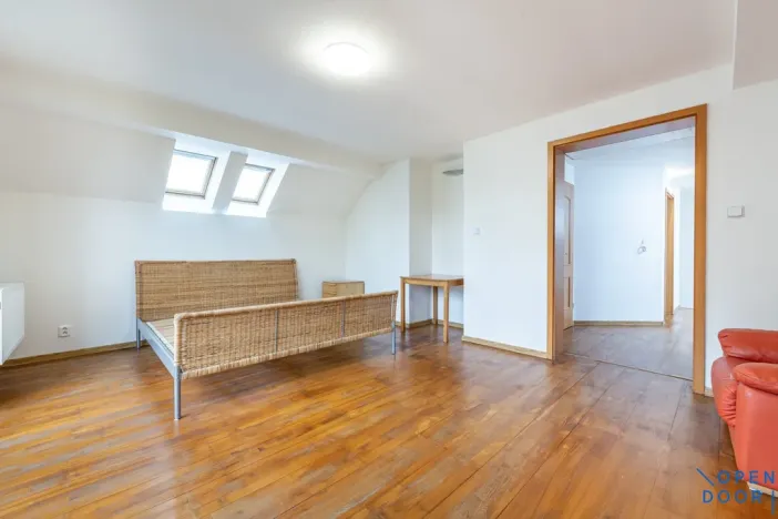 Pronájem rodinného domu, Praha - Suchdol, Pod rybníčkem, 189 m2