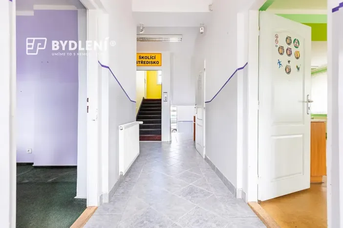 Prodej kanceláře, Bílina, Náměstí, 320 m2