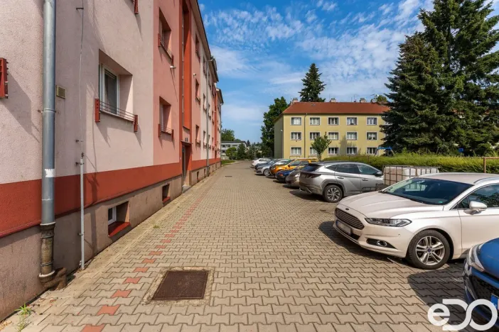 Prodej bytu 3+kk, Praha - Uhříněves, V bytovkách, 50 m2