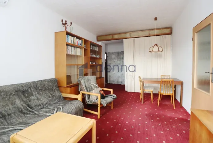 Pronájem bytu 3+1, Praha, Na stezce, 65 m2