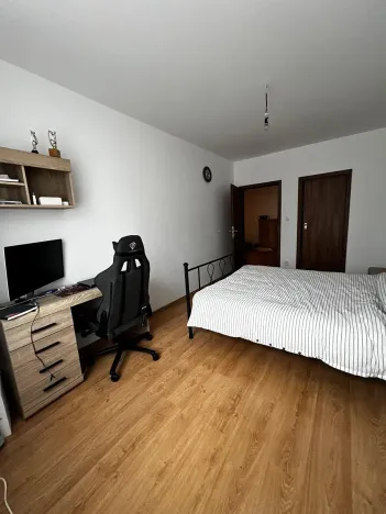 Pronájem bytu 2+kk, Karlovy Vary, Spálená, 64 m2