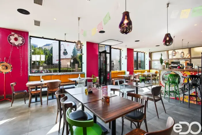Pronájem restaurace, Liberec, nám. Soukenné, 200 m2