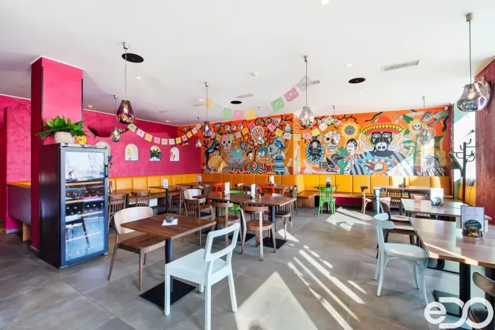 Pronájem restaurace, Liberec, nám. Soukenné, 200 m2