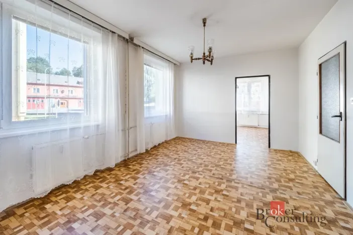 Prodej bytu 3+1, Volary, Sídl. Míru, 65 m2