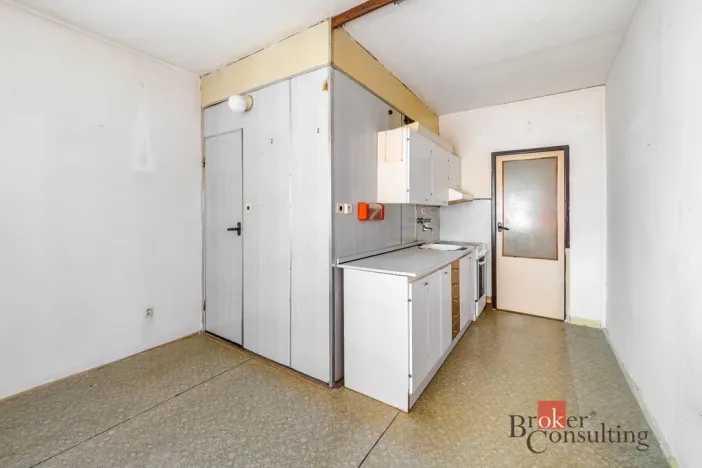 Prodej bytu 3+1, Volary, Sídl. Míru, 65 m2