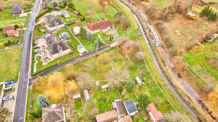 Prodej pozemku pro bydlení, Černovice, 901 m2