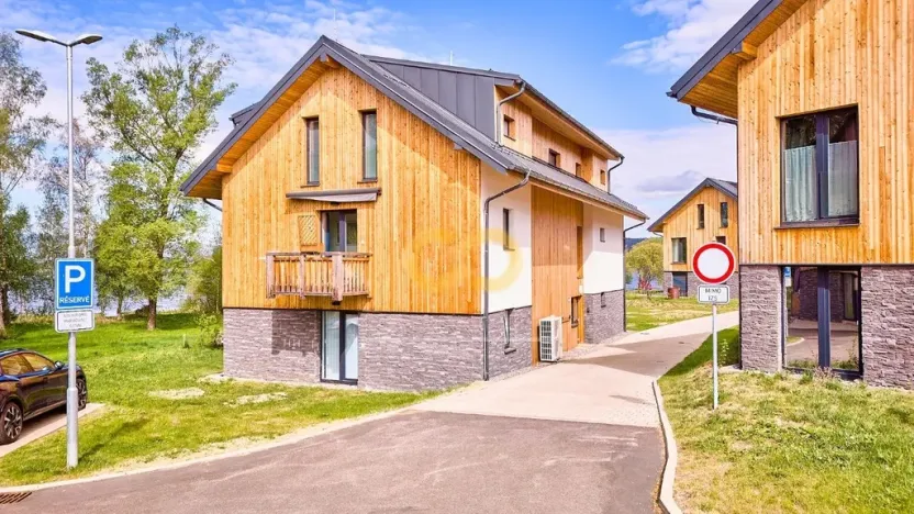 Prodej bytu 1+kk, Černá v Pošumaví, 33 m2