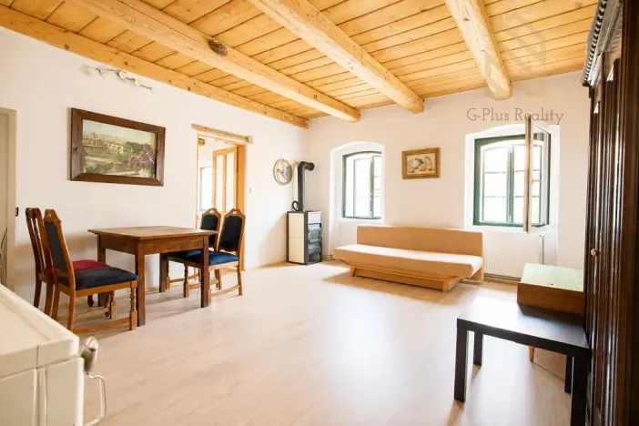 Pronájem bytu 2+kk, Černiv, 55 m2