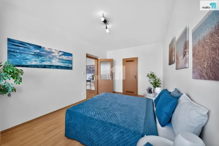 Prodej bytu 2+kk, Jesenice, V Roháči I., 58 m2