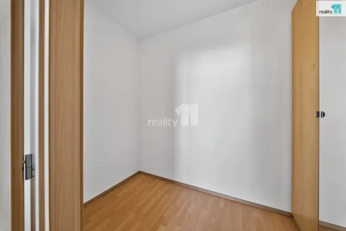 Prodej bytu 2+kk, Jesenice, V Roháči I., 58 m2