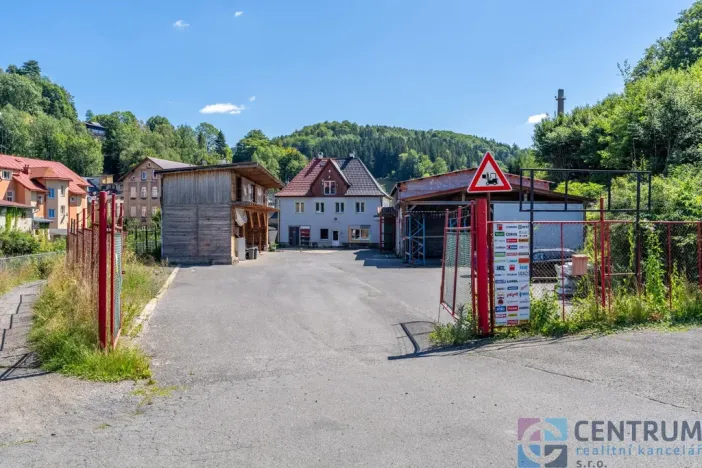 Pronájem obchodního prostoru, Tanvald - Žďár, 328 m2