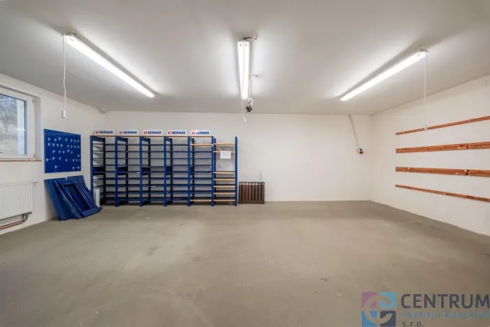 Pronájem obchodního prostoru, Tanvald - Žďár, 328 m2