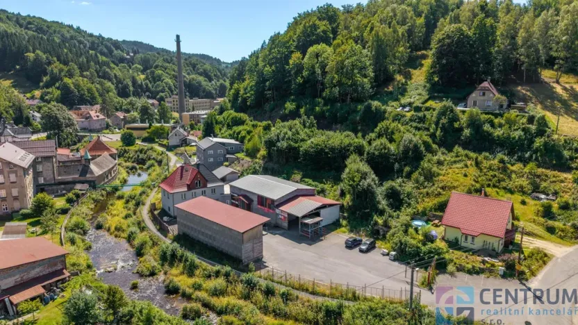 Pronájem obchodního prostoru, Tanvald - Žďár, 328 m2