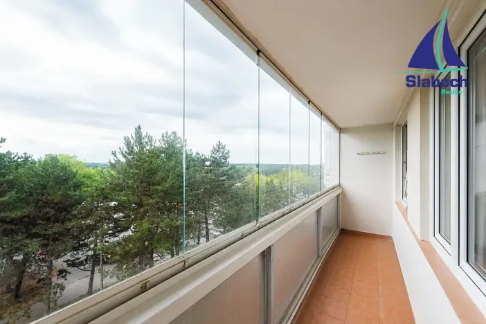 Pronájem bytu 3+1, Praha - Petrovice, Frostova, 78 m2