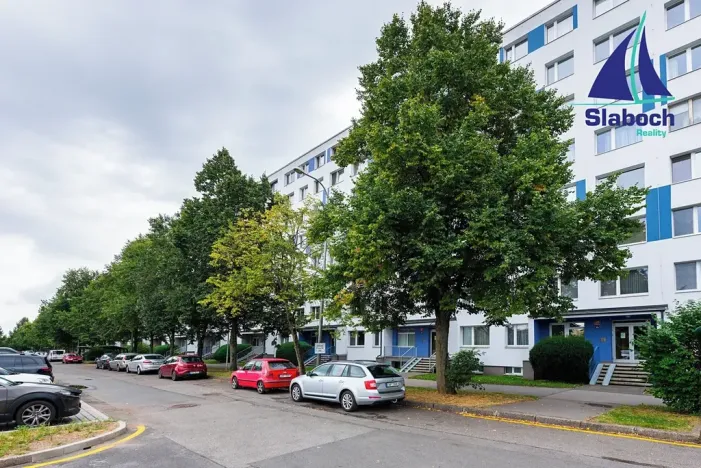 Pronájem bytu 3+1, Praha - Petrovice, Frostova, 78 m2