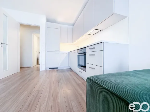 Pronájem bytu 2+kk, Praha, Hartigova, 64 m2