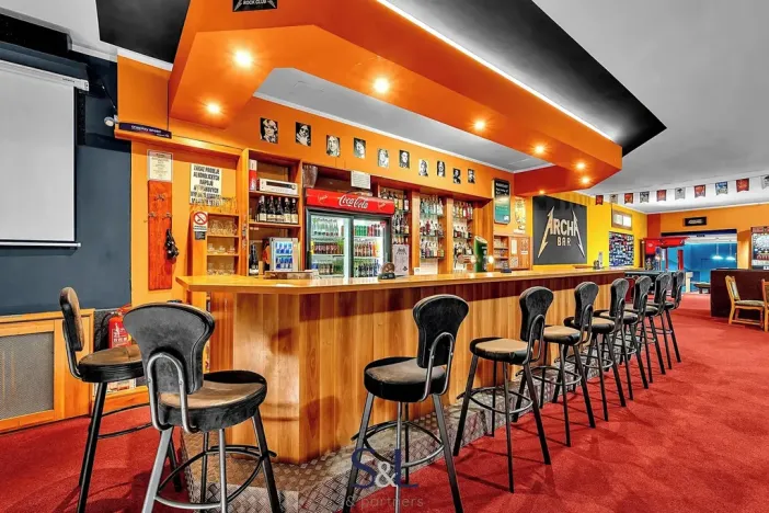 Pronájem restaurace, Česká Lípa, Jindřicha z Lipé, 290 m2