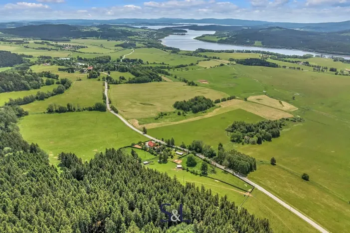 Prodej zemědělské usedlosti, Horní Planá, 200 m2