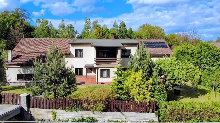 Prodej rodinného domu, Bílovec, 385 m2