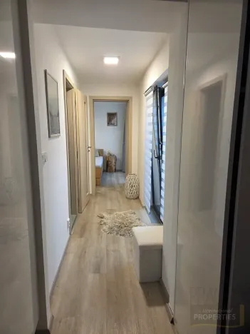 Pronájem bytu 2+kk, Praha - Běchovice, U vrby, 56 m2