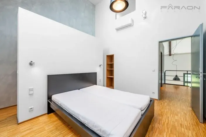 Pronájem bytu 3+kk, Praha - Holešovice, Na Maninách, 146 m2