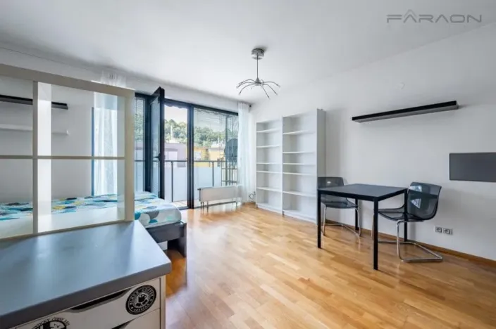 Pronájem bytu 1+kk, Praha - Karlín, Křižíkova, 36 m2