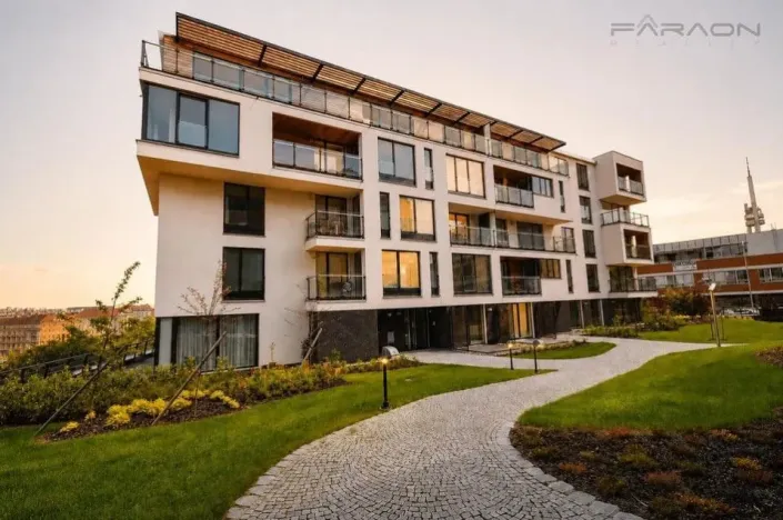 Pronájem bytu 3+kk, Praha - Vinohrady, Italská, 121 m2