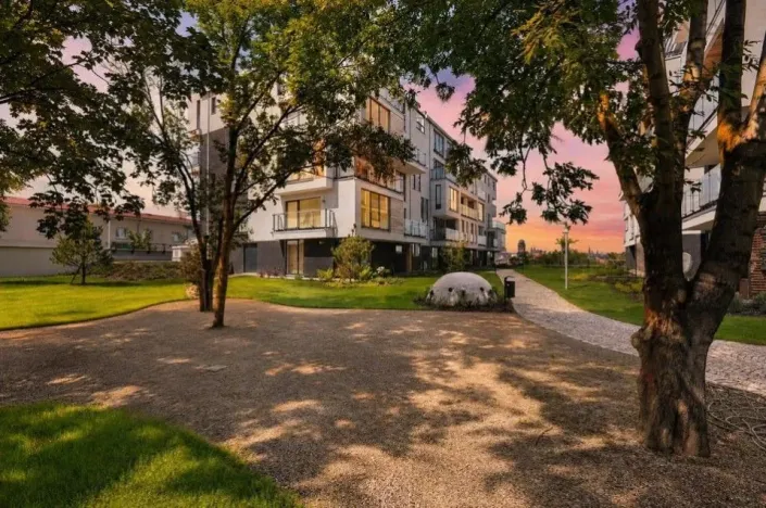 Pronájem bytu 3+kk, Praha - Vinohrady, Italská, 121 m2