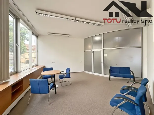 Pronájem kanceláře, Chrudim, Palackého třída, 71 m2
