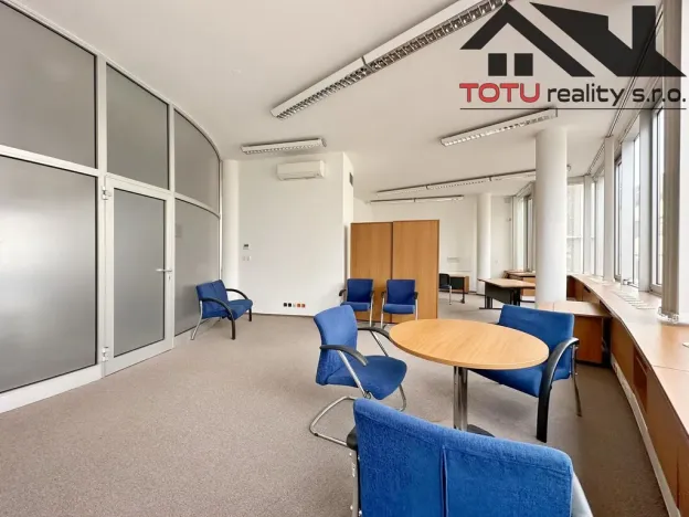 Pronájem kanceláře, Chrudim, Palackého třída, 71 m2