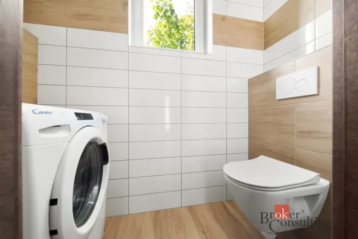 Prodej bytu 3+kk, Hronov, Husova, 71 m2
