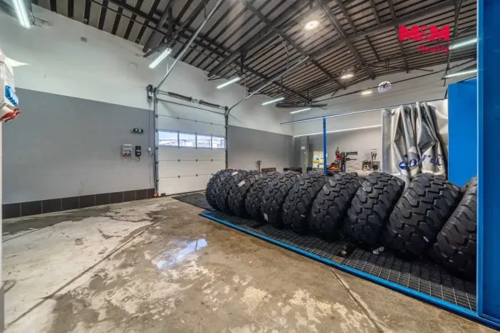 Pronájem výrobních prostor, Dubno, 150 m2