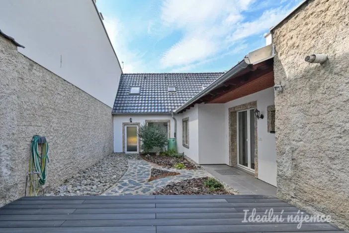 Pronájem rodinného domu, Ořechov, Polní, 150 m2