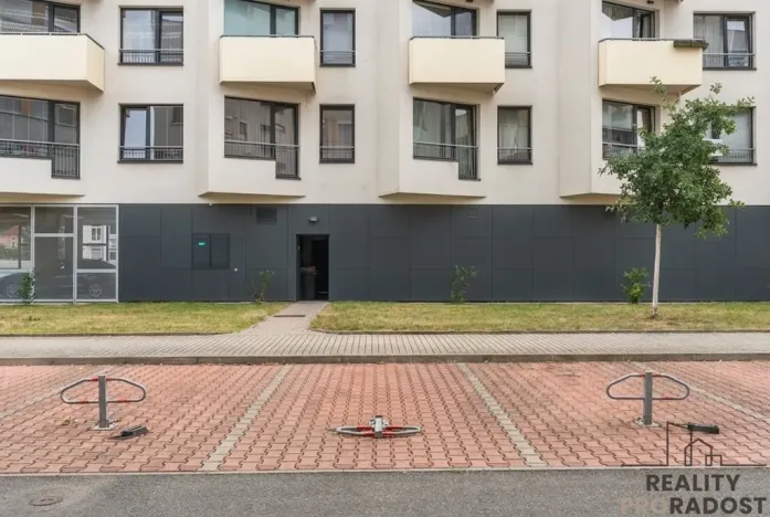 Pronájem bytu 2+kk, Praha - Modřany, Mezi vodami, 57 m2