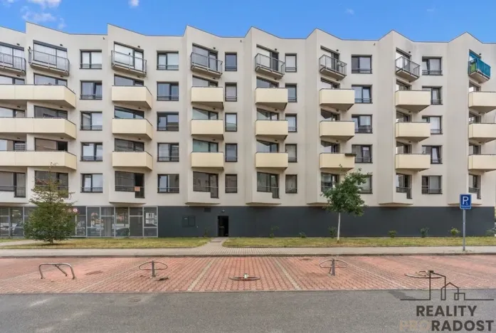Pronájem bytu 2+kk, Praha - Modřany, Mezi vodami, 57 m2