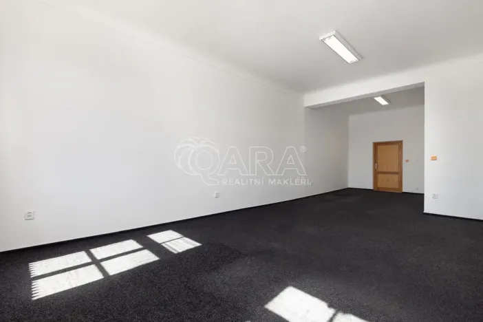 Pronájem kanceláře, Nový Jičín, Masarykovo nám., 40 m2