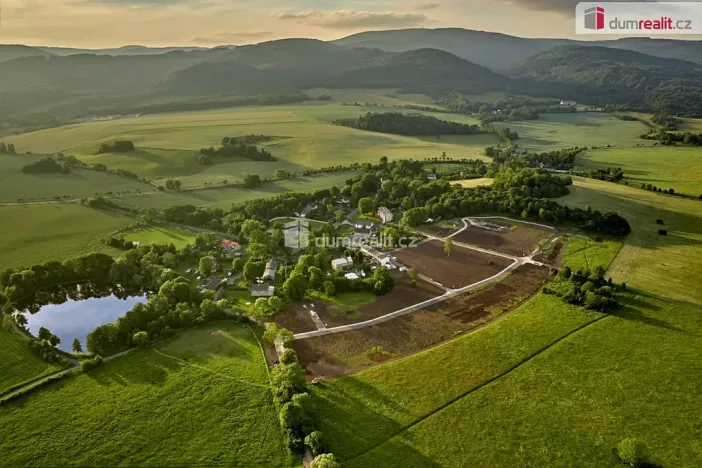 Prodej bytu 4+kk, Ostrov, 93 m2
