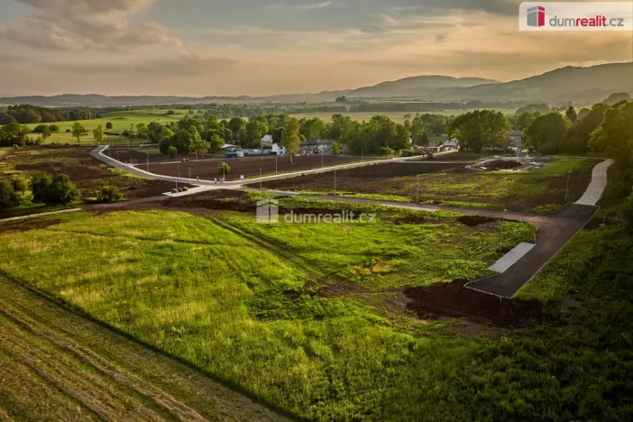Prodej pozemku pro bydlení, Ostrov - Květnová, 962 m2