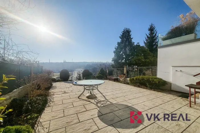 Pronájem bytu 1+1, Praha - Střešovice, Nad octárnou, 40 m2